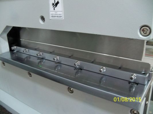 10W L450mm最高のせん断PCB VはLEDのみょうばん板、PCBのギロチンのための機械を切った