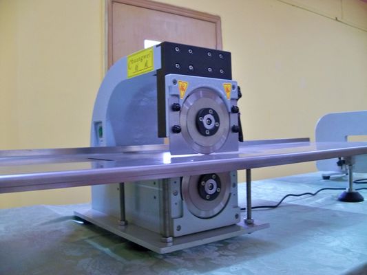 GMC 400mm/S Vの切口PCB Depanelizerはプリント基板CNC機械を