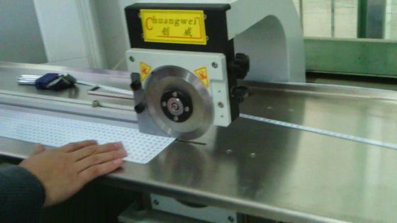 窓7自動調節L430mm PCB Depanelizer Smtのルーター