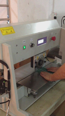 100mm/S モーター化金属PCB切断機 丸刃