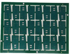 4.2KW L450mm二重ワークステーション ルーターCNC PCB/PCBデパネリングのルーター機械
