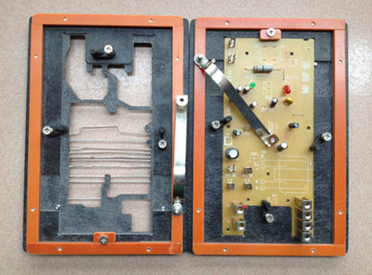 20000回のライフ サイクルが付いているW1220mm SMTパレットPCBの打つ用具
